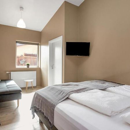Reykjadalur Guesthouse Хверагерди Екстериор снимка