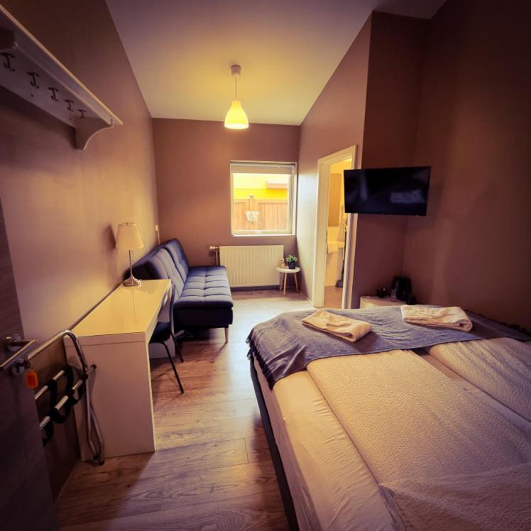 Reykjadalur Guesthouse Хверагерди Екстериор снимка